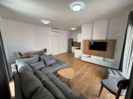  Apartament 2+1+2 me qira  Te Zogu i Zi 750 euro