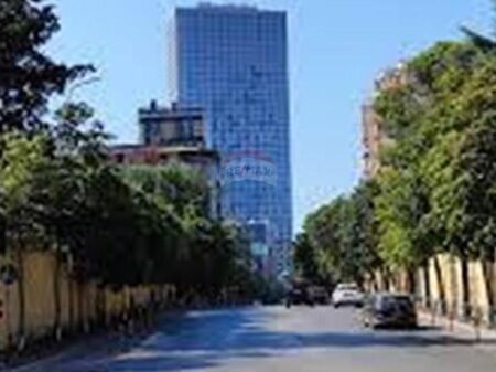 SHITET,AMBJENT BIZNESI, RRUGA E ELBASANIT, TIRANE