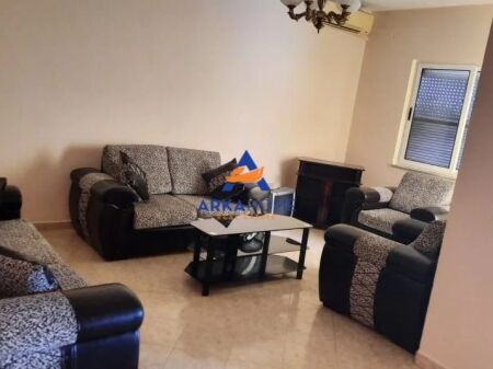 LOCALE IN AFFITTO 135M2 "VIA NAIM FRASHERI, DIETRO L'AMBASCIATA GRECA" 700 EURO