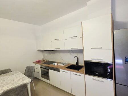 1+1 in Affitto ad Astir