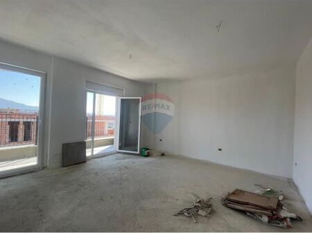Apartament 2+1 per shitje tek Univers City!