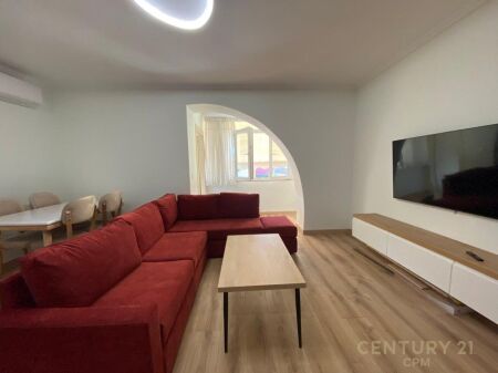 VICINO AL MERCATO ELETTRICO E AL BLOCCO DELLE AMBASCIATE AFFITTIAMO APPARTAMENTO 1+1+2 600 € /Mese Sup. Totale 60m2