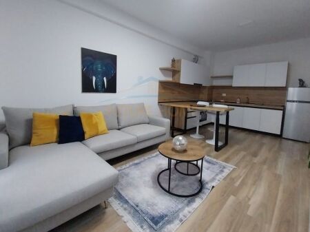 Qera, Apartament 1+1, Rruga Dritan Hoxha, Tiranë.