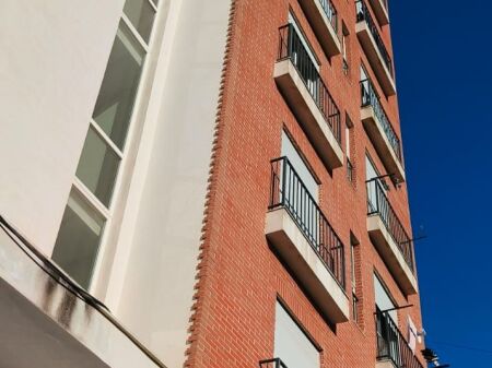  In vendita Appartamento ( 2+1+2 balconi +2wc ) con superficie di 131 m²