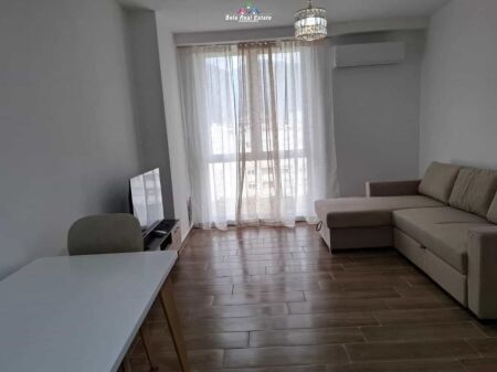 Apartament Me Qera 2+1 Ne 5 Maj ( ID B2201814) Tirane