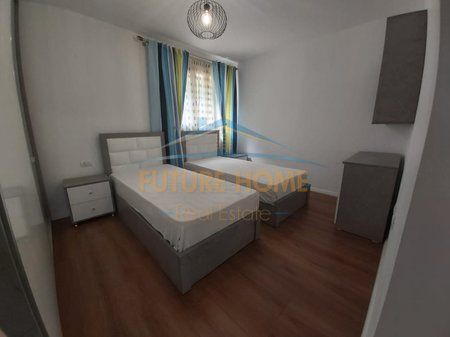 Shitet, Apartament 2+1+2, Rruga e Elbasanit