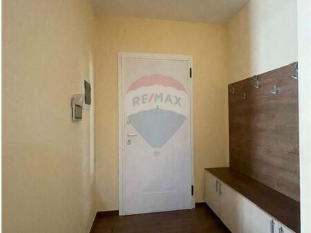 Appartamento in affitto 2+1 + con posto auto