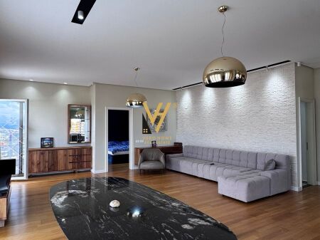 JEPET APARTAMENT 2+1+2+BLK TE KOPSHTI BOTANIK 1.800 EURO