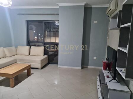 Tirane, rent 2+1+Balcony apartment Floor 2, 100 m² 500 € (Astir)