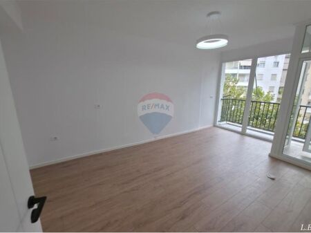 Shitet Apartament 1+1 në Don Bosko