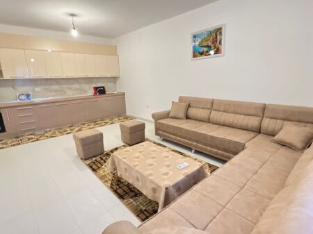 JEPET ME QERA APARTAMENT 1+1+BALLKON " FRESK,AFER RESTORANT MURAGA" 370 EURO