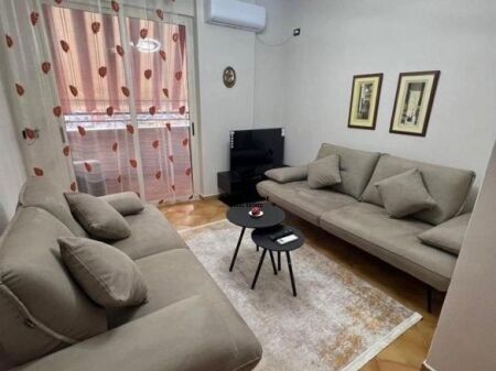 APARTAMENT ME QERA 1+1 BLLOK 65.000 LEKE FH-65555