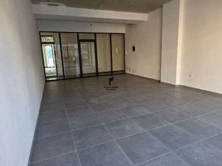 UFFICIO IN AFFITTO 103 M2 VIA DELLE BARRICATE 2000 EURO FH-65663