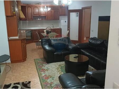 Apartament me qera – Zogu i Zi, Tiranë
