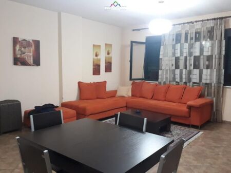 Apartament Me Qera 1+1 Ne Bllok (ID B2101379) Tirane