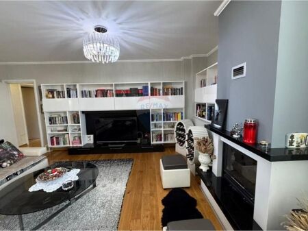 Attico - In Vendita - Via Idriz Dollaku, Tirana(ID: 530261060-2011)