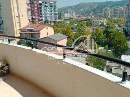 SHITET APARTAMENT 2+1+2 NE LUNGOMARE VLORE!