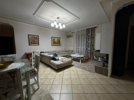 Apartament 3+1+2 në shitje te Shkolla e Baletit , Tiranë 133 m²