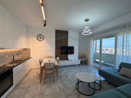 Affitto a Golden Park, 1+1 con Amministrazione, 600€