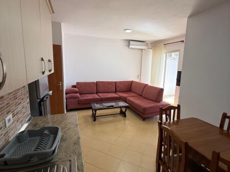 Shitet apartment 2+1 Yzberisht