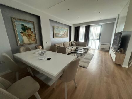 Shitet Apartament 2+1+2 Tualete , Astir-Urban Gate
