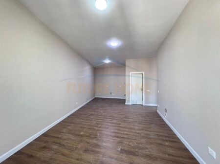 SHES APARTAMENT 1+1 NE SAUK 138.000 EURO AL66274