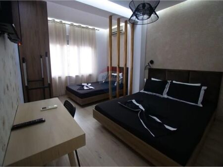 Apartament 1+1 me qera ne Qende