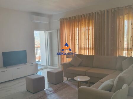 JEPET APARTAMENT ME QERA 1+1+BALLKON "PAS CONCORD CENTRE, 5 MAJI" 50000 LEKE