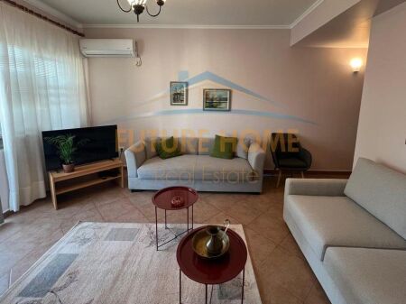 Qira, Apartament 2+1, Stadiumi Dinamo