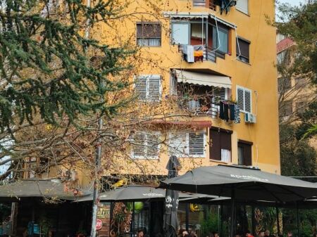  Shitet Apartament 2+1+1 !! 