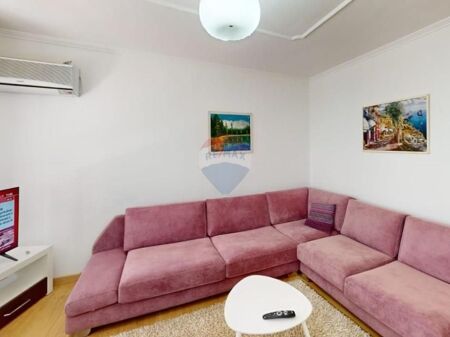 Apartament 1+1 me qira, Myslym Shyri