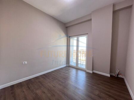 For sale, apartment 1+1+2 balconies, Porta Tirana e Re, Tirana.
