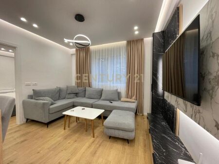 QIRA, APARTAMENT MODERN 1+1, LIQENI I THATE!!