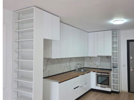 Apartament 2+1+ post parkimi me qira ne Kombinat. 400 € /Muaj Sip. Totale  114m2