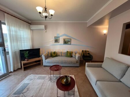 Qira, Apartament 2+1, Stadiumi Dinamo