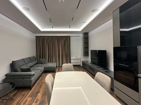 Jepet me qira apartament 1+1 te Lion Park 1, Rruga e Elbasanit