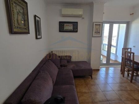 Qera , Apartament 1+1 , Pallati me shigjeta