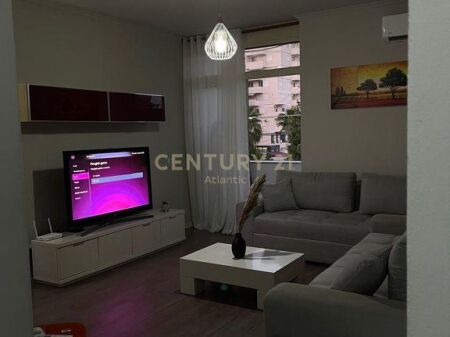 Appartamento 1+1 in Affitto, Prima Linea Mare sulla Spiaggia, Durazzo – 600€ 600 € /Mese