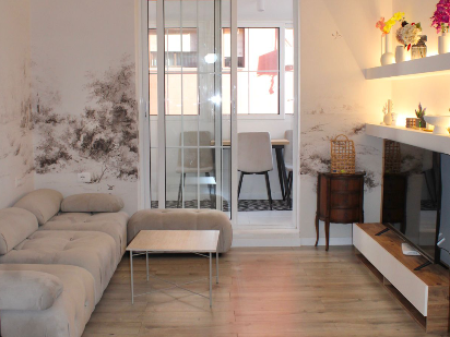  Apartament 2+1 me Qira – Bllok (Pallatet Agimi) 