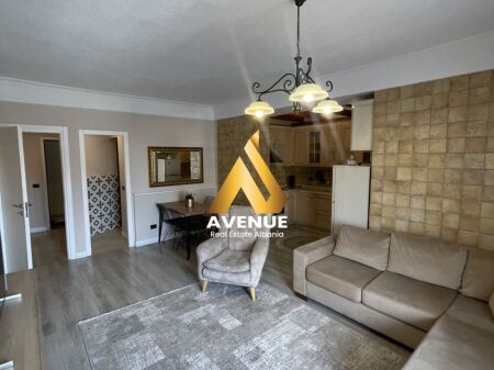 APARTAMENT 2+1+2 ME QIRA – QENDËR, SHESHI SKENDERBEJ
