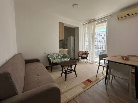 apartament 2+1 me qera te rrg 5 maj