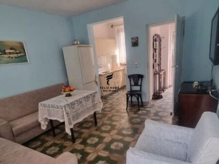 APARTAMENT ME QERA 2+1 RRUGA FORTUZI 60.000 LEKE FH-66056
