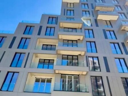 Golden Gate Residence selling apartment: 2+1+2