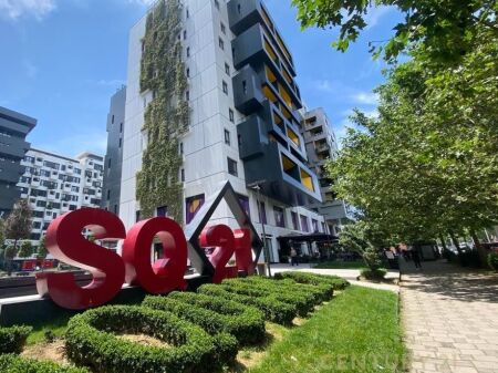  Super Appartamento in Vendita – Square 21, Tirana 