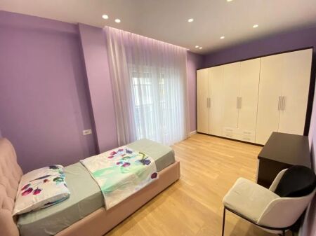 Apartament 2+1 me qira tek selvia