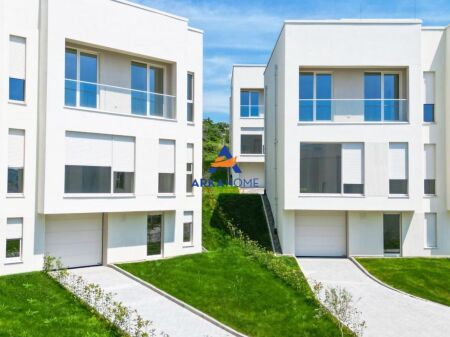 JEPET VILE 3 KATE ME QIRA "FARKE" 2300 EURO
