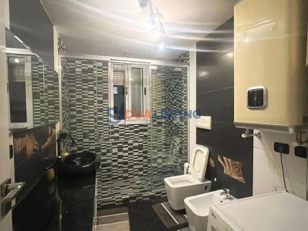 JAPIM ME QIRA APARTAMENT 2+1 TEK KOMUNA E PARISIT!