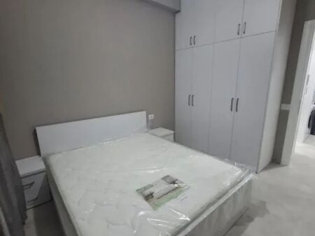 Spitali Amerikan 3, jepet me qera apartament 1+1