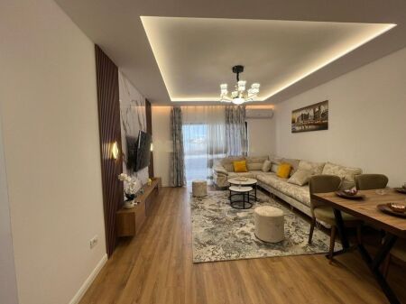 For sale 2+1 near Kavaja street, Building with Arrow
