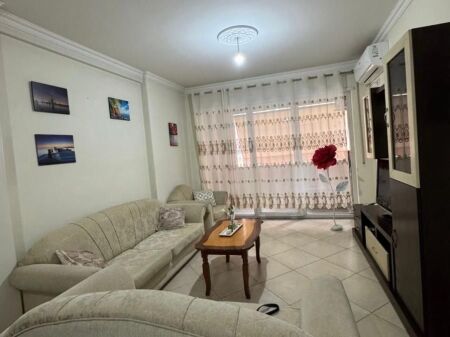 Astir, jepet me qira apartment 1+1! 450 Euro